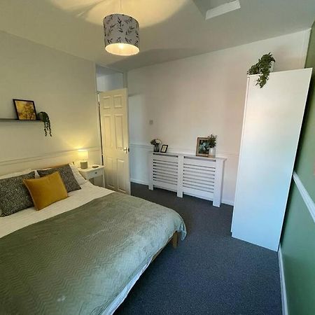2 Bed Central Cardiff Apartment - Sleeps Five! Εξωτερικό φωτογραφία